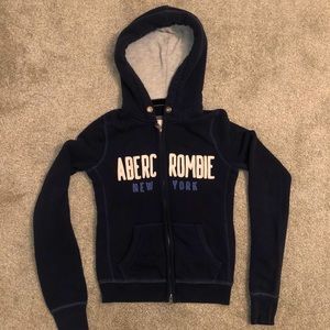 Zip up warm Navy hoodie by A&F size s 💙